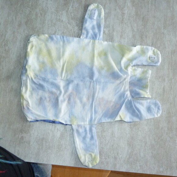 Handmade reversible garment for small cats or dogs (under 15 pounds) - Picture 2 of 2